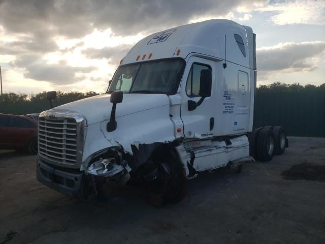 2012 Freightliner Cascadia 125