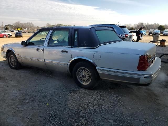 1997 Lincoln Town Car Signature