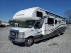 2015 Ford Econoline E450 Super Duty Cutaway Van