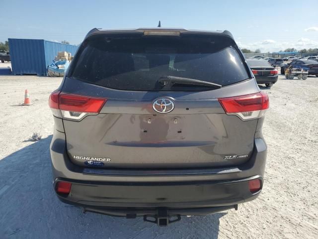 2017 Toyota Highlander SE