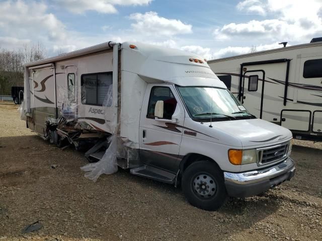 2006 Ford Econoline E450 Super Duty Cutaway Van