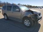 2005 Nissan Pathfinder LE