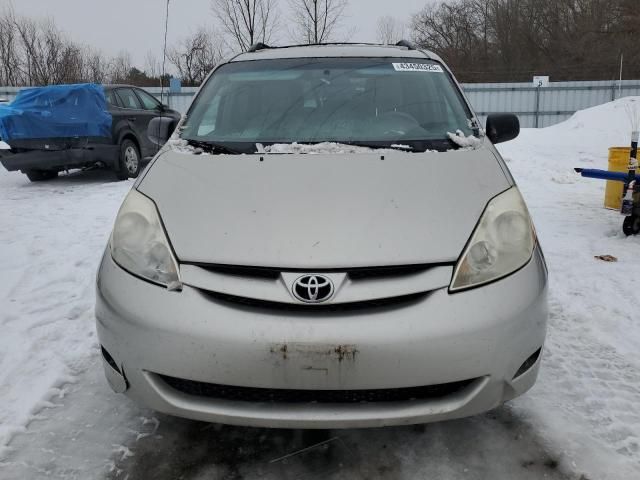 2010 Toyota Sienna CE