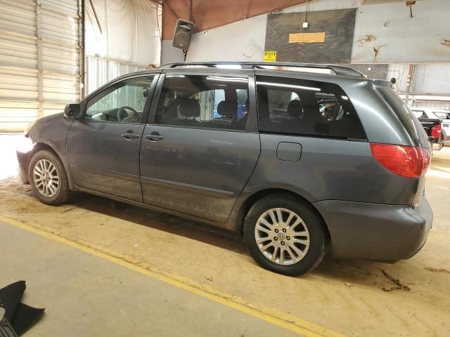 2008 Toyota Sienna XLE