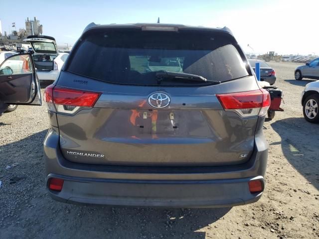 2018 Toyota Highlander SE