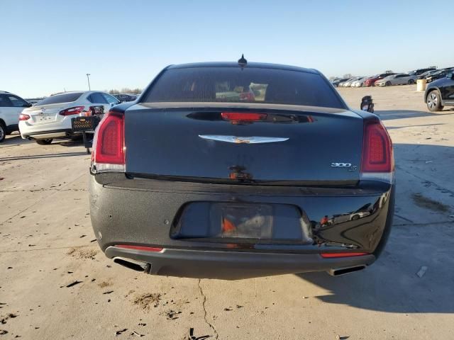 2018 Chrysler 300 S