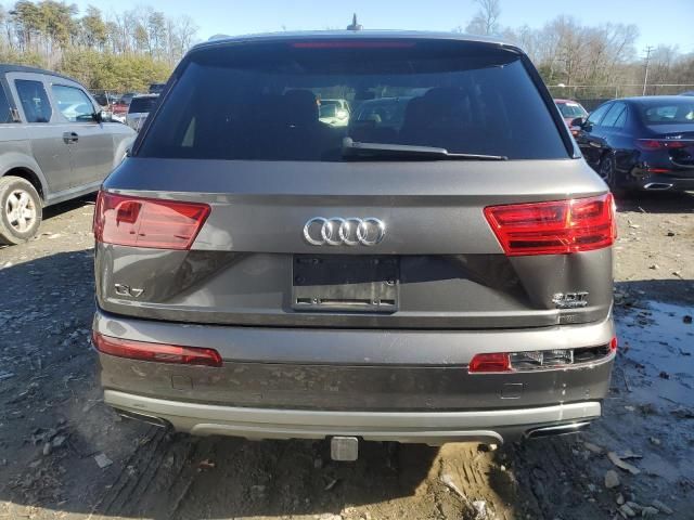 2018 Audi Q7 Prestige