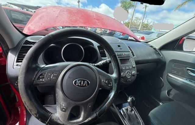 2013 KIA Soul +