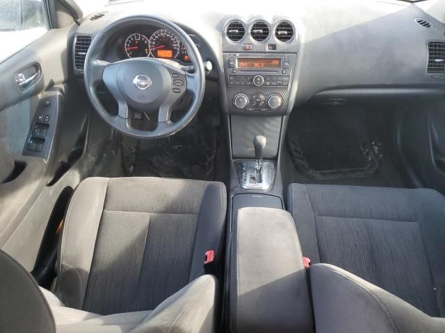 2010 Nissan Altima Base