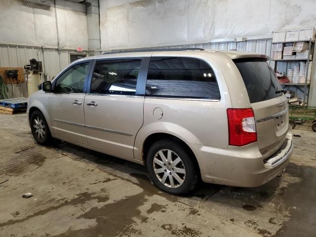 2012 Chrysler Town & Country Touring L