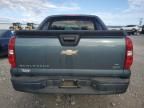 2010 Chevrolet Avalanche LS