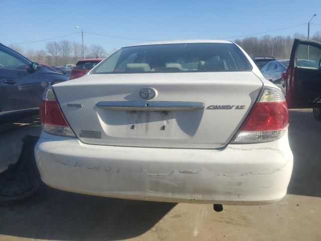 2005 Toyota Camry LE