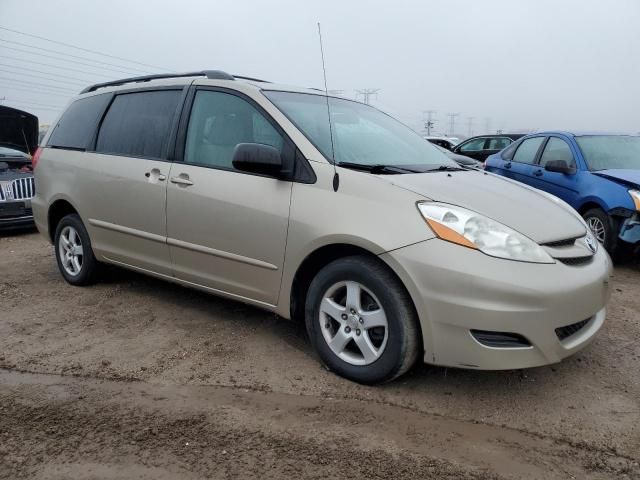 2009 Toyota Sienna CE