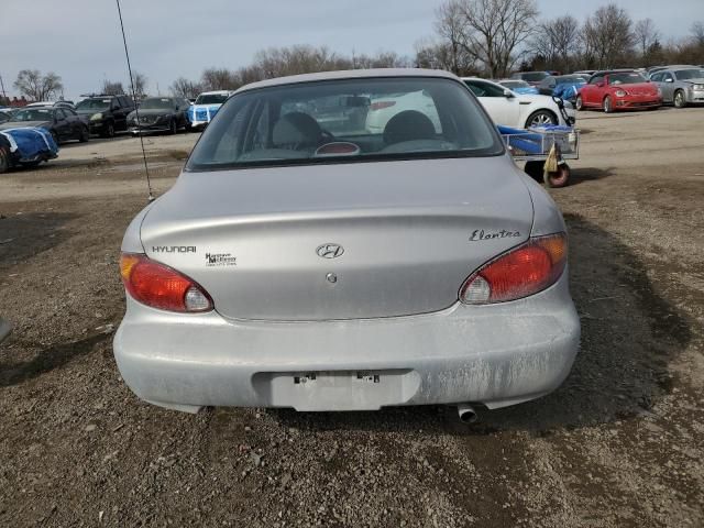 1999 Hyundai Elantra Base