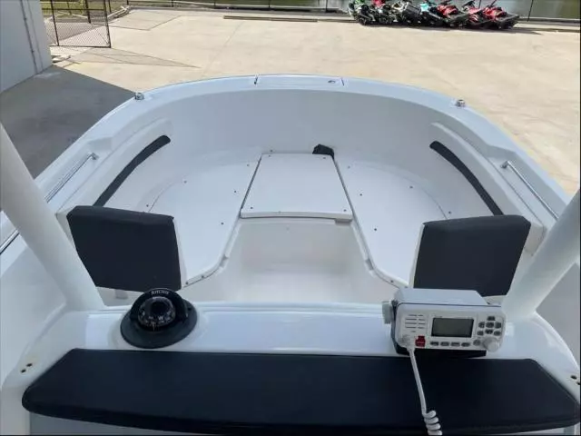 2023 Bayliner T24CC