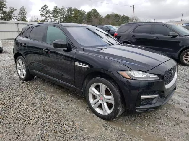 2017 Jaguar F-PACE R-Sport