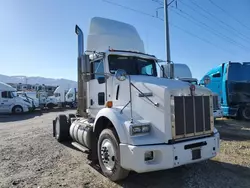 Salvage trucks for sale at Magna, UT auction: 2009 Kenworth Construction T800