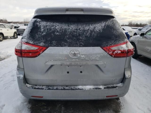 2015 Toyota Sienna LE