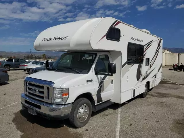 2019 Ford Econoline E350 Super Duty Cutaway Van