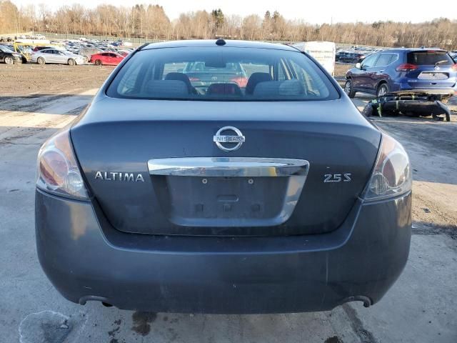 2010 Nissan Altima Base