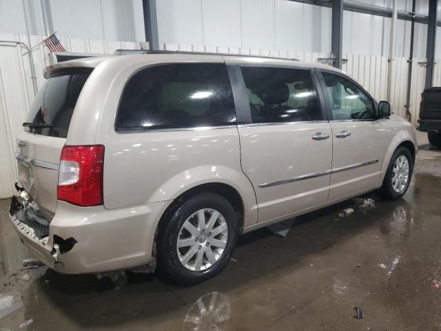 2014 Chrysler Town & Country Touring