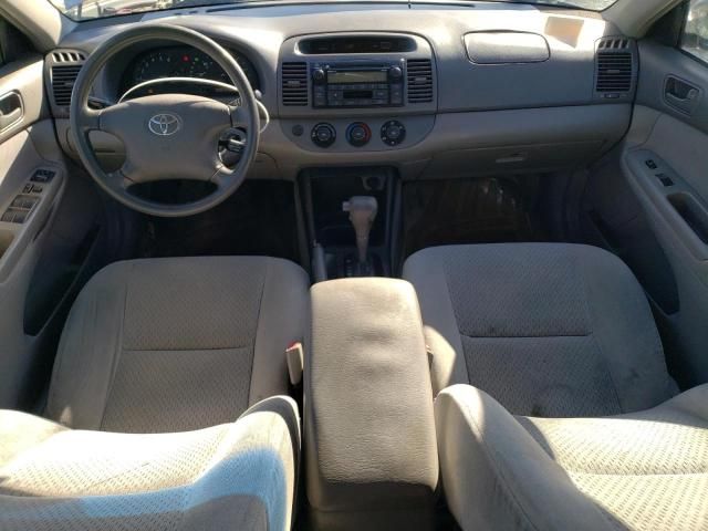 2004 Toyota Camry LE