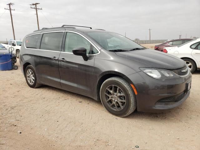 2021 Chrysler Voyager LXI