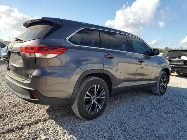 2019 Toyota Highlander LE