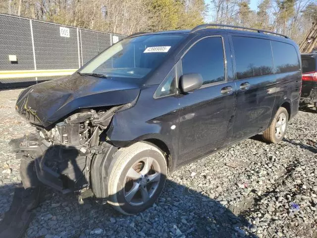 2016 Mercedes-Benz Metris