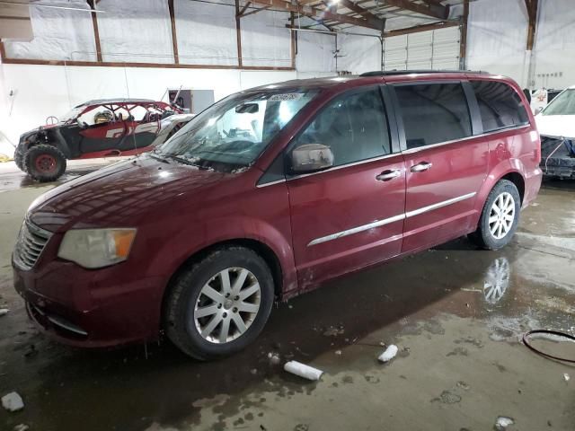 2012 Chrysler Town & Country Touring L