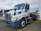 2014 Freightliner Cascadia 113