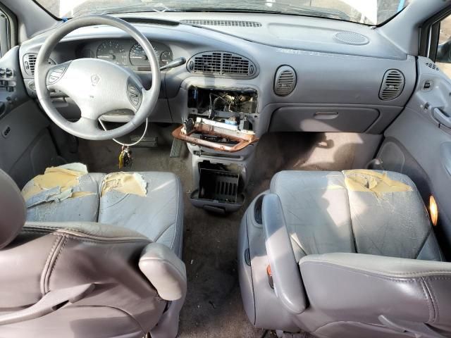 1996 Chrysler Town & Country LXI