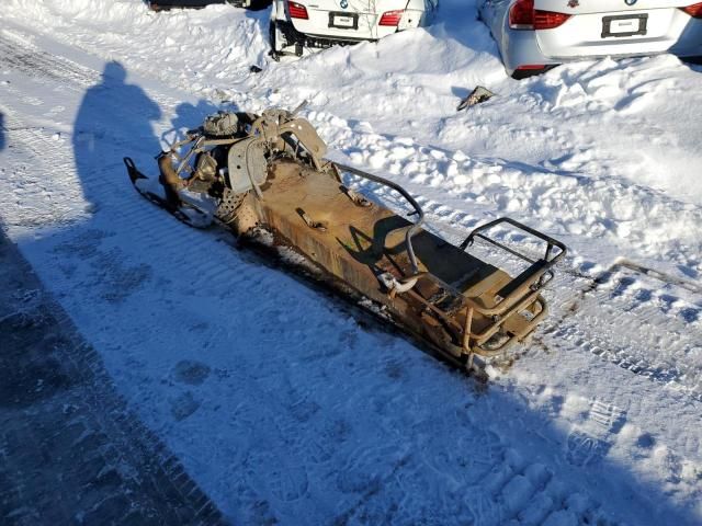 2000 Skidoo 2000 Skidoo Tundra