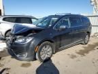 2018 Chrysler Pacifica Hybrid Limited