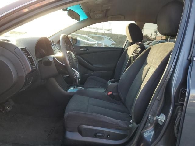 2011 Nissan Altima Base