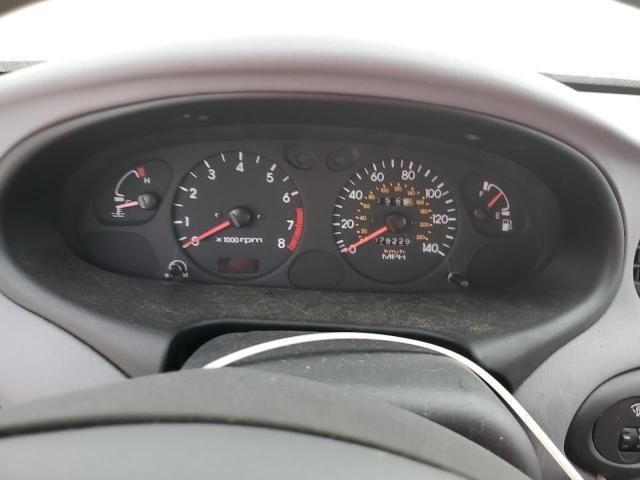 2000 Hyundai Elantra GLS