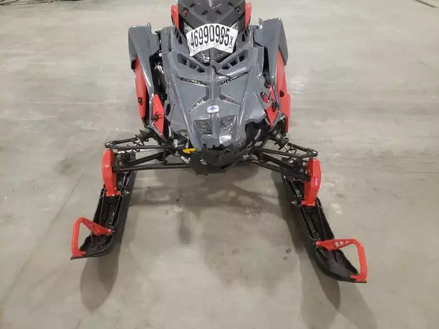 2024 Polaris Indy