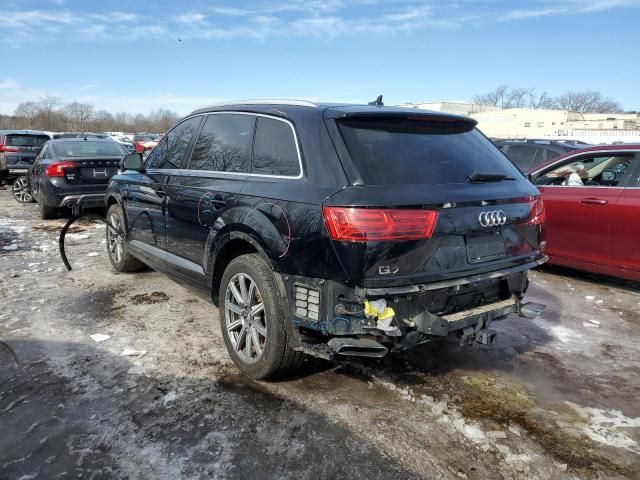 2018 Audi Q7 Premium Plus