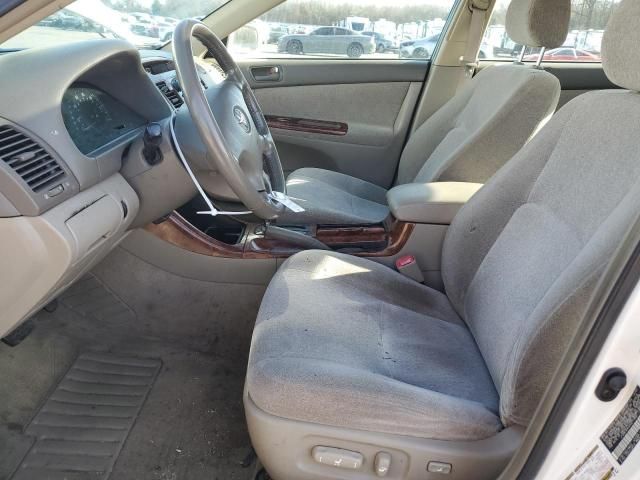 2004 Toyota Camry LE