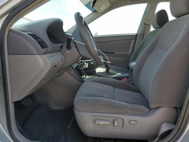 2005 Toyota Camry LE