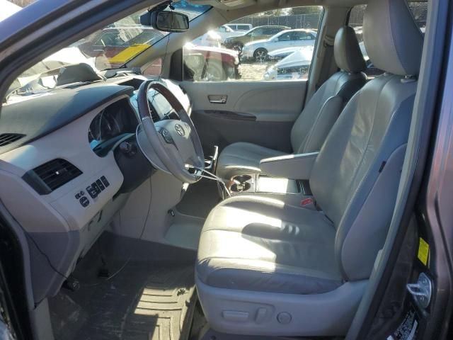 2011 Toyota Sienna XLE