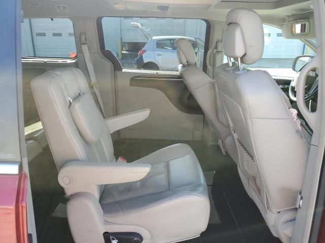 2013 Chrysler Town & Country Limited