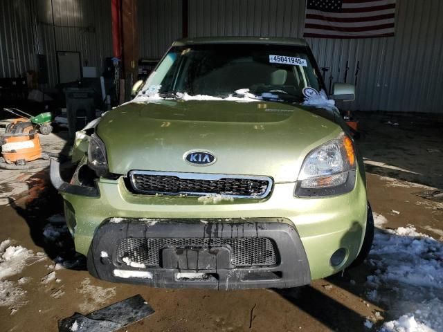 2010 KIA Soul +