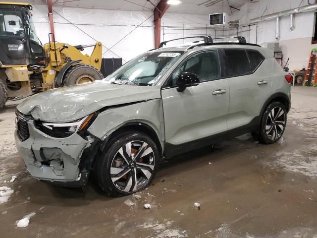 2023 Volvo XC40 Plus