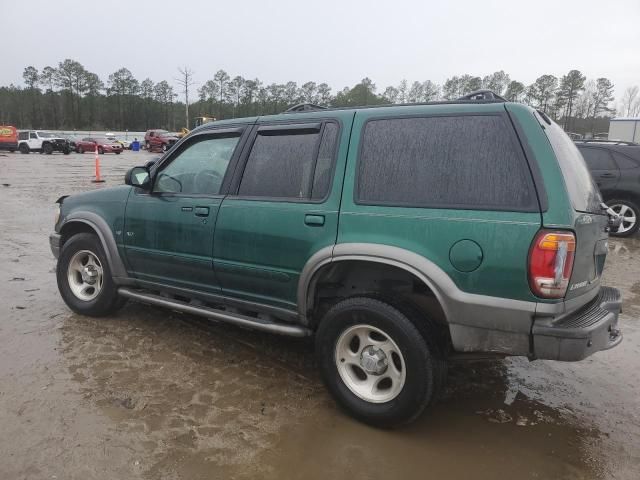 2000 Ford Explorer XLT