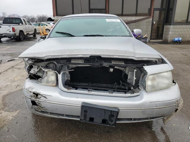 1999 Ford Crown Victoria LX