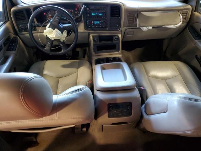 2004 Chevrolet Suburban C1500