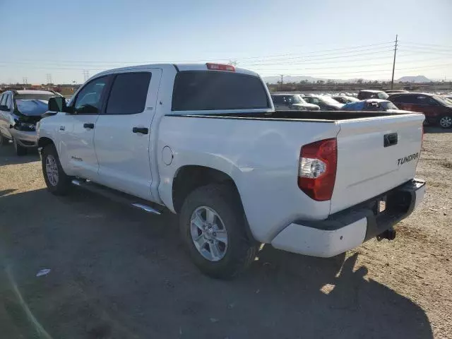 2016 Toyota Tundra Crewmax SR5