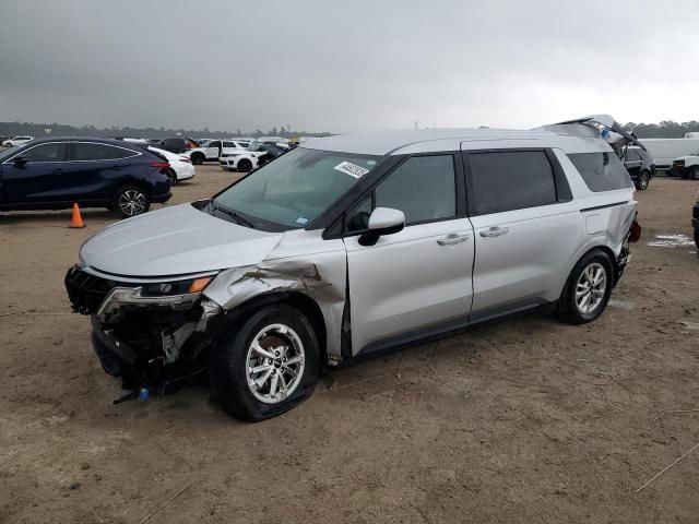 2022 KIA Carnival LX