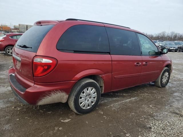 2006 Chrysler Town & Country LX